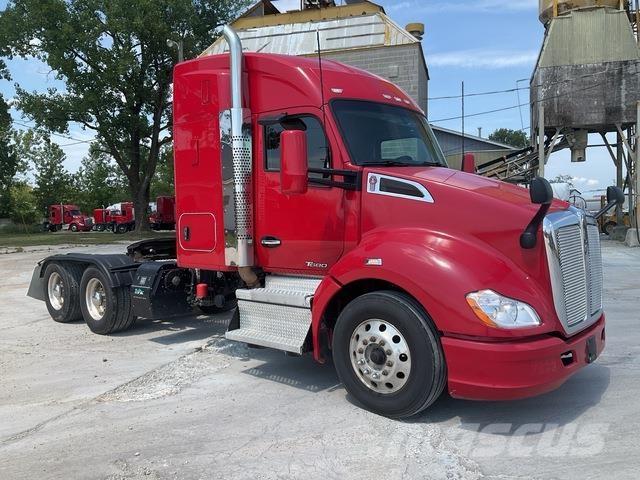 Kenworth T680 牵引车