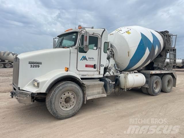 Kenworth T800 其他货车