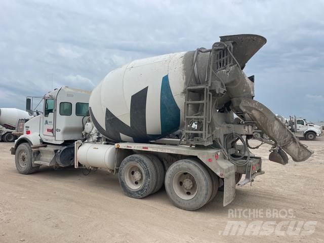 Kenworth T800 其他货车
