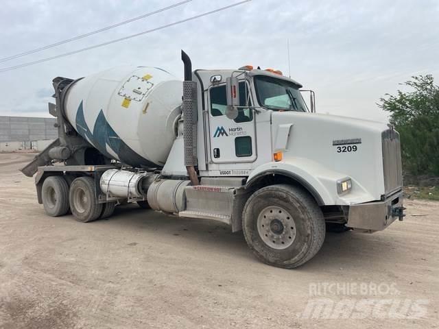 Kenworth T800 其他货车