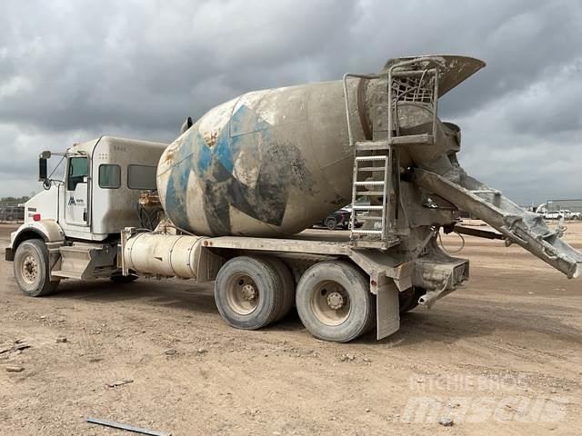 Kenworth T800 其他货车