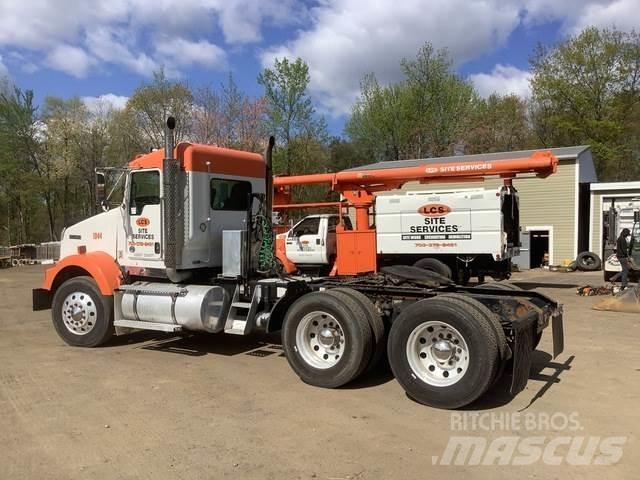 Kenworth T800 牵引车