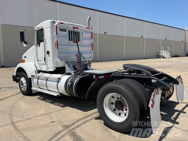 Kenworth T800 牵引车