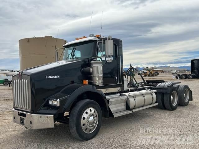 Kenworth T800 牵引车