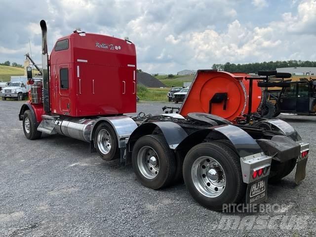 Kenworth T800 牵引车