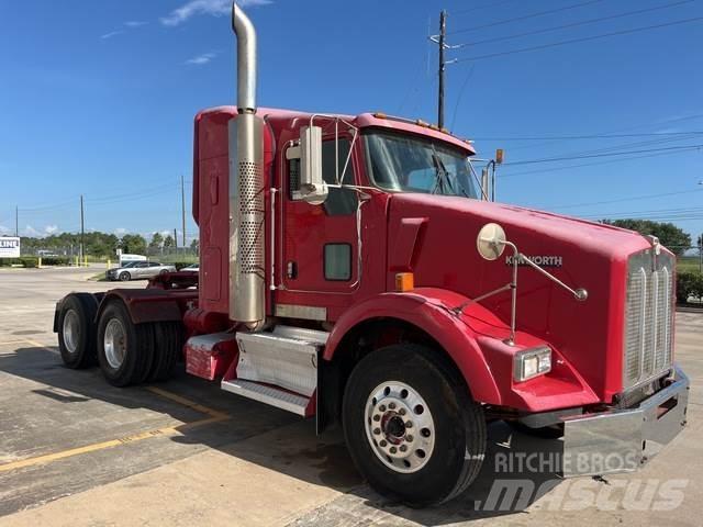 Kenworth T800 牵引车