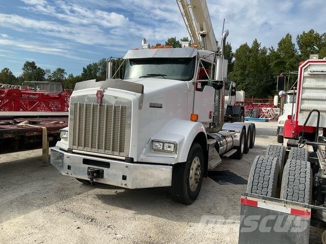 Kenworth T800 牵引车