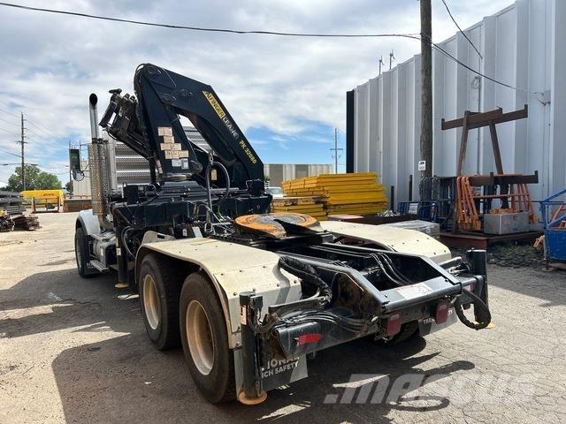 Kenworth T800 起重车