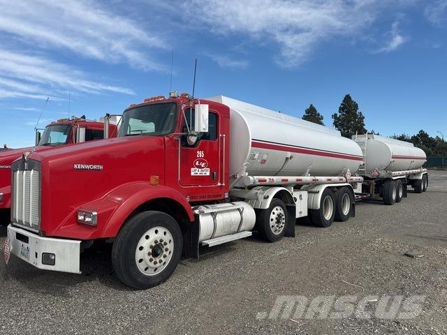 Kenworth T800 油罐车