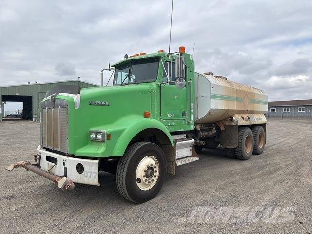 Kenworth T800 水罐车