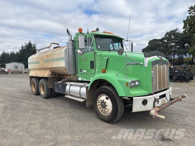 Kenworth T800 水罐车