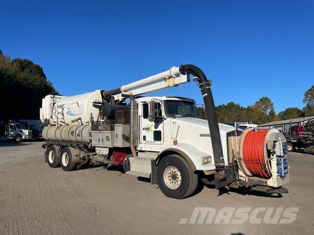 Kenworth T800 组合/真空油槽车