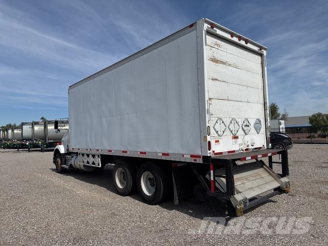 Kenworth T800 厢式货车