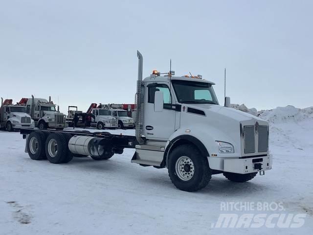 Kenworth T880 驾驶室与内部