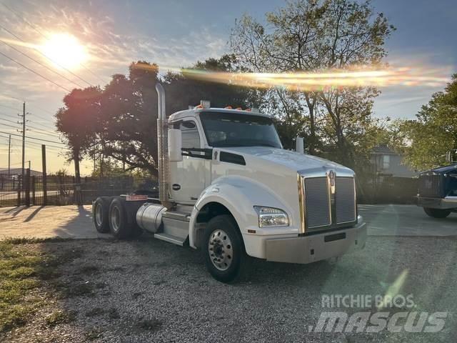 Kenworth T880 牵引车