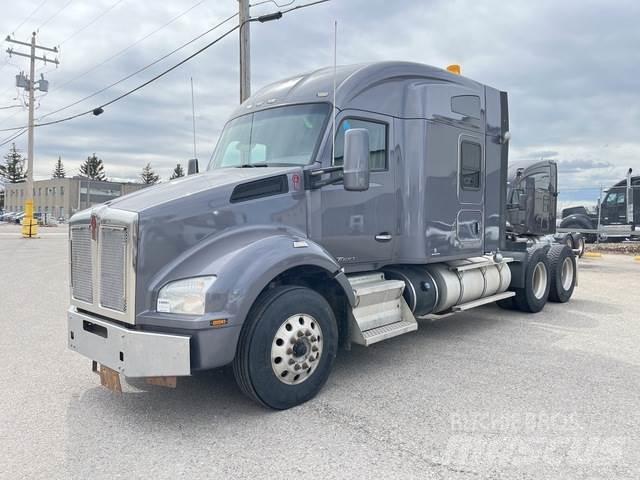 Kenworth T880 牵引车