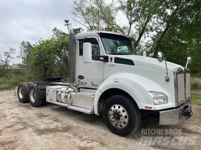 Kenworth T880 牵引车