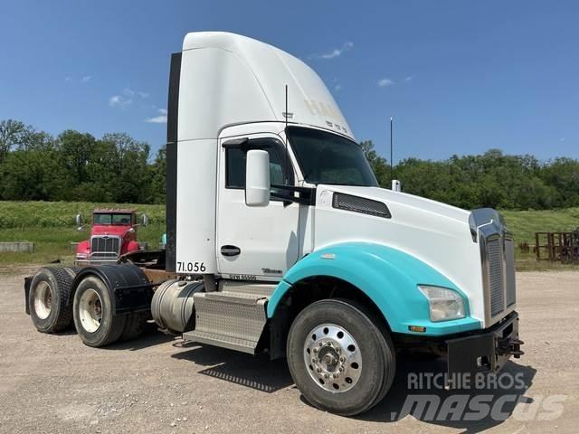 Kenworth T880 牵引车