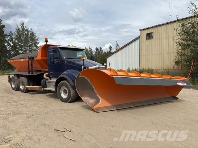 Kenworth T880 推雪机