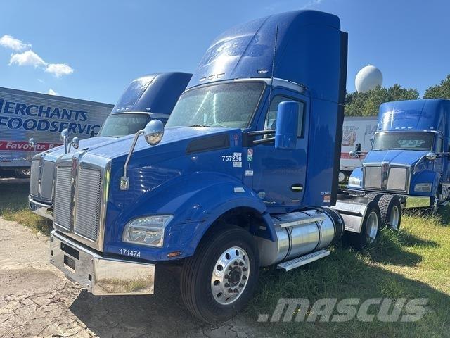 Kenworth T880 牵引车