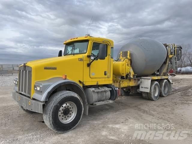 Kenworth W900 其他货车