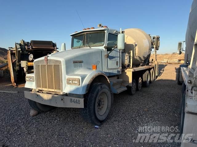 Kenworth W900 其他货车