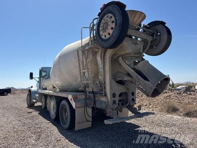 Kenworth W900 其他货车