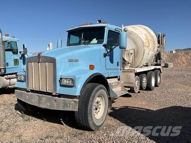 Kenworth W900 其他货车