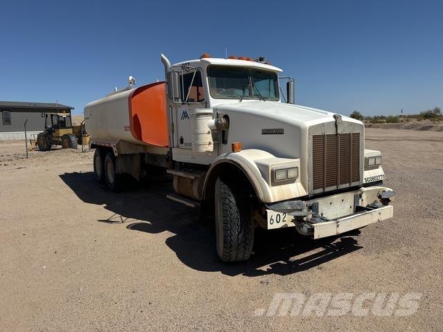 Kenworth W900 水罐车