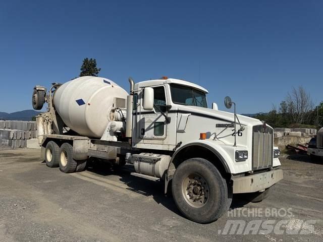 Kenworth W900 其他货车
