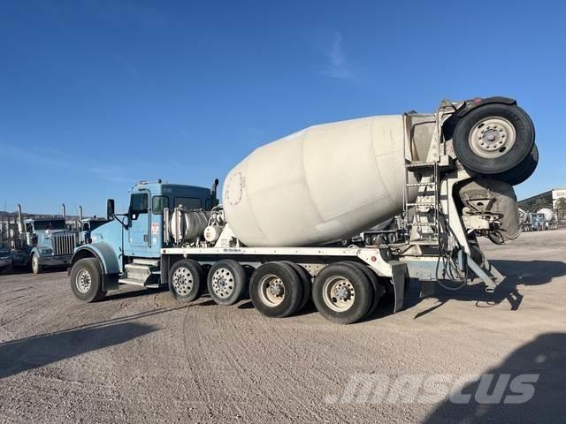 Kenworth W900 其他货车