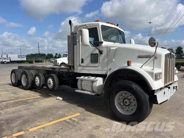 Kenworth W900 驾驶室与内部
