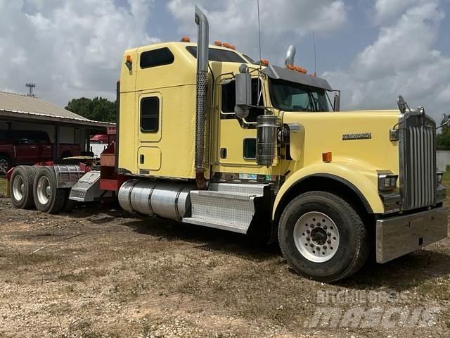 Kenworth W900 救援车