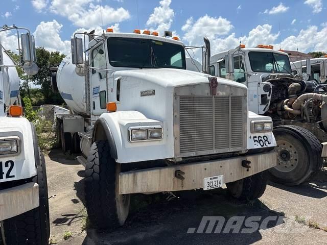 Kenworth W900 其他货车