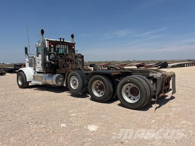 Kenworth W900 救援车