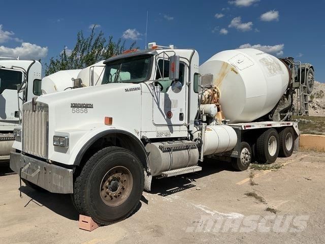 Kenworth W900 其他货车