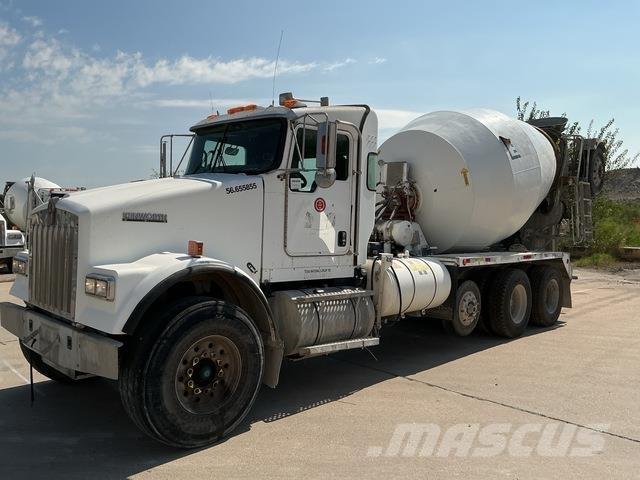 Kenworth W900 其他货车