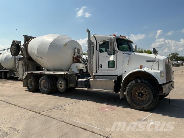 Kenworth W900 其他货车