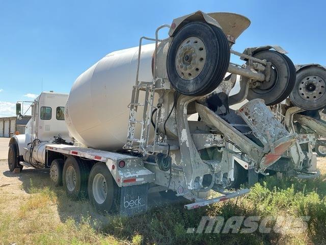 Kenworth W900 其他货车