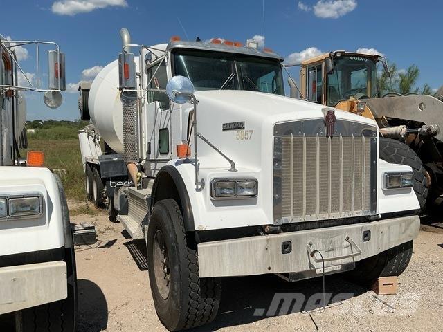 Kenworth W900 其他货车