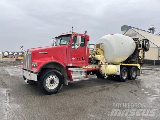 Kenworth W900B 其他货车