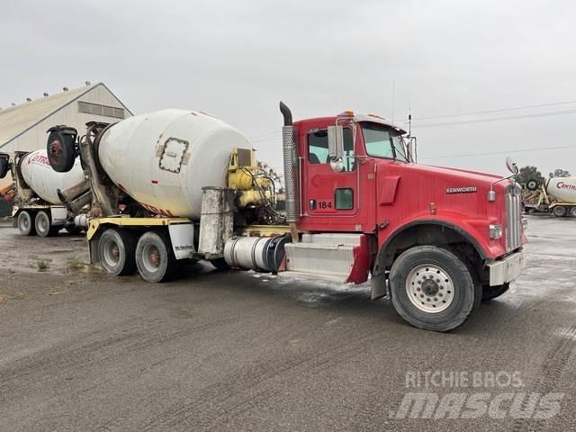 Kenworth W900B 其他货车