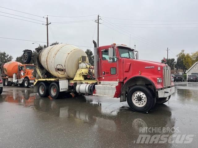 Kenworth W900B 其他货车