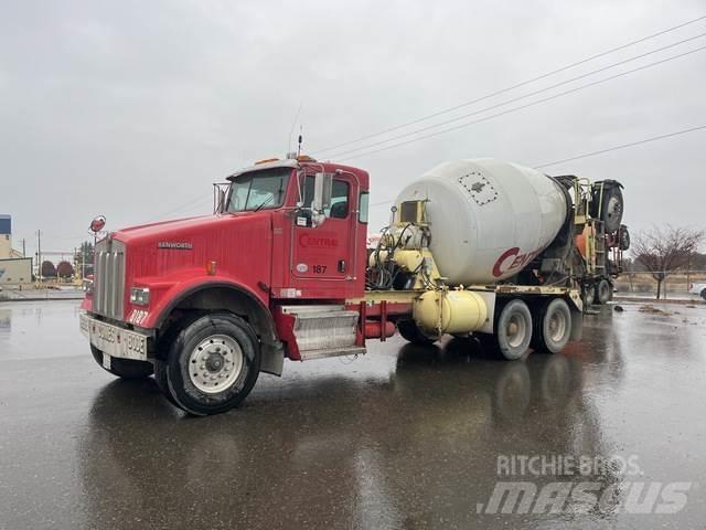 Kenworth W900B 其他货车