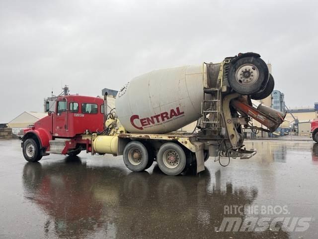 Kenworth W900B 其他货车