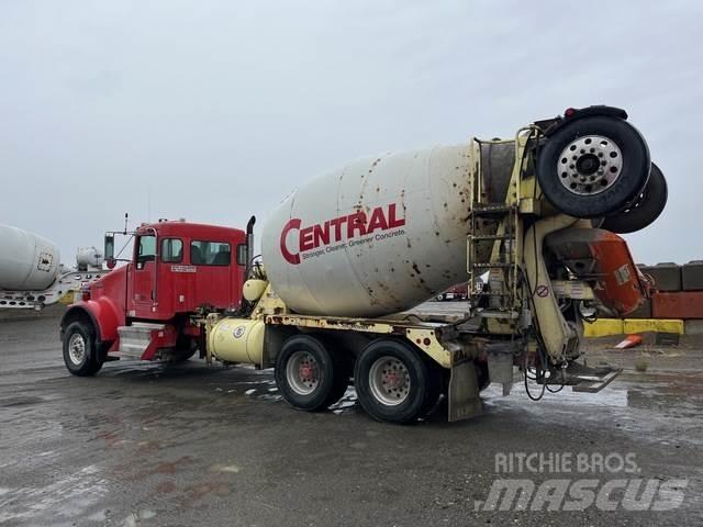 Kenworth W900B 其他货车