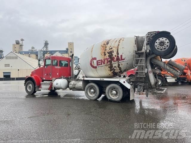 Kenworth W900B 其他货车