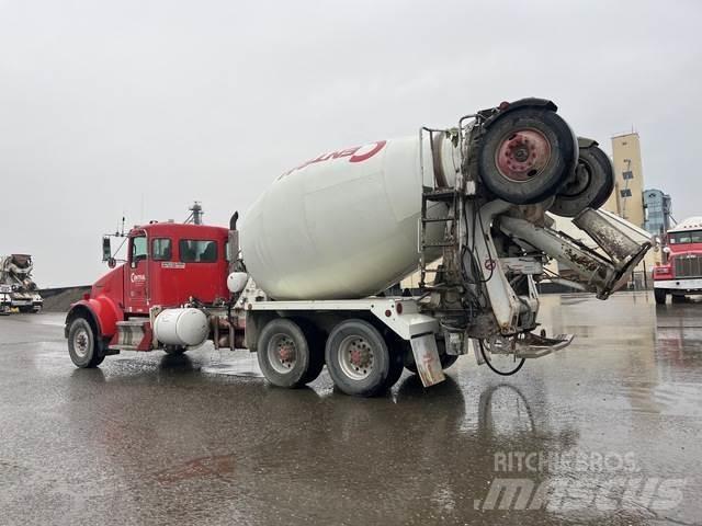 Kenworth W900B 其他货车