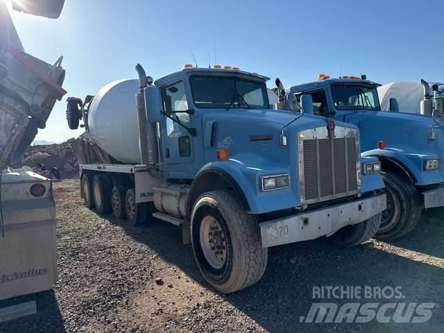 Kenworth W900B 其他货车