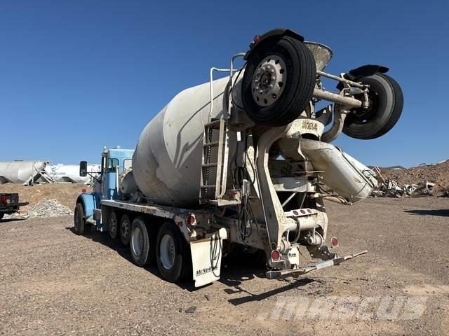 Kenworth W900B 其他货车